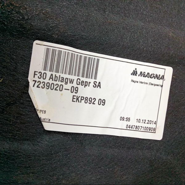 Caixa De Ferramentas Porta Malas Bmw 320i 2014