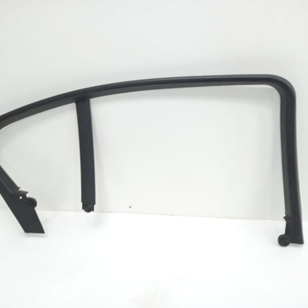 Guarnição Porta Traseira Esquerda Bmw 320i 2014