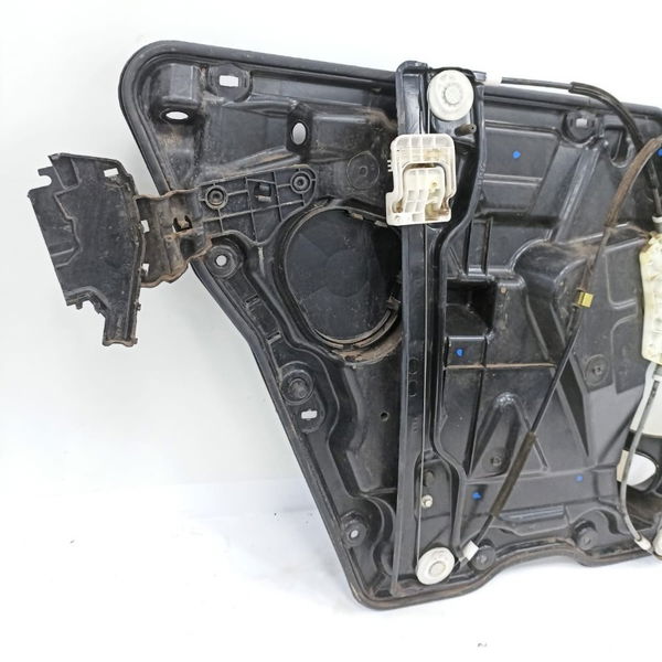 Máquina  Vidro Traseiro Direito Fiat Freemont 2.4 2011 2012