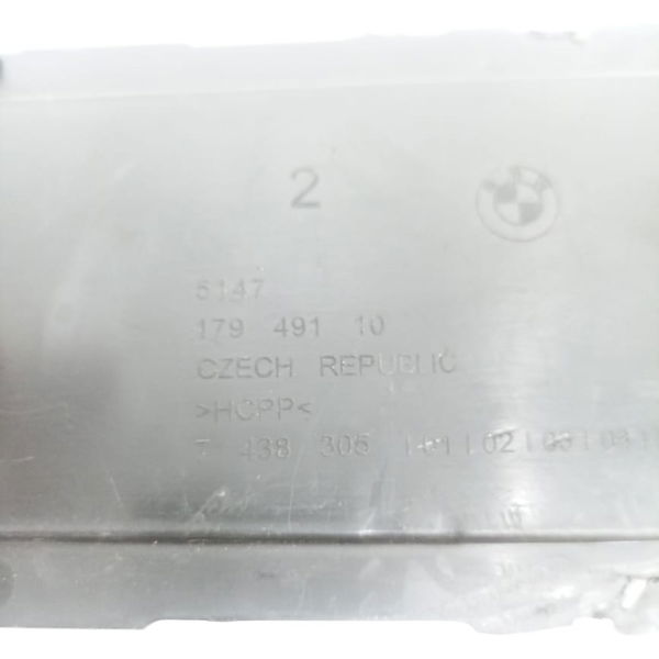 Tampa Caixa Ferramentas  Bmw 330i 2020 Detalhe