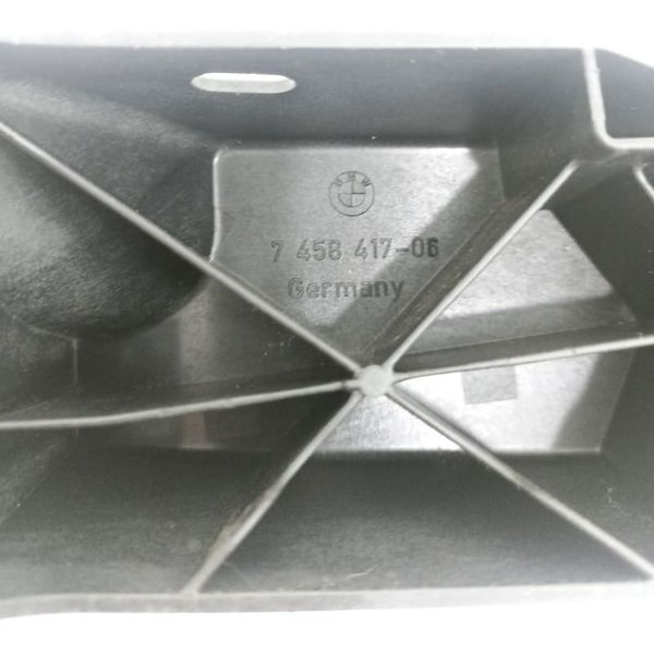 Calço Esquerdo Banco Traseiro  Bmw 330i 2020