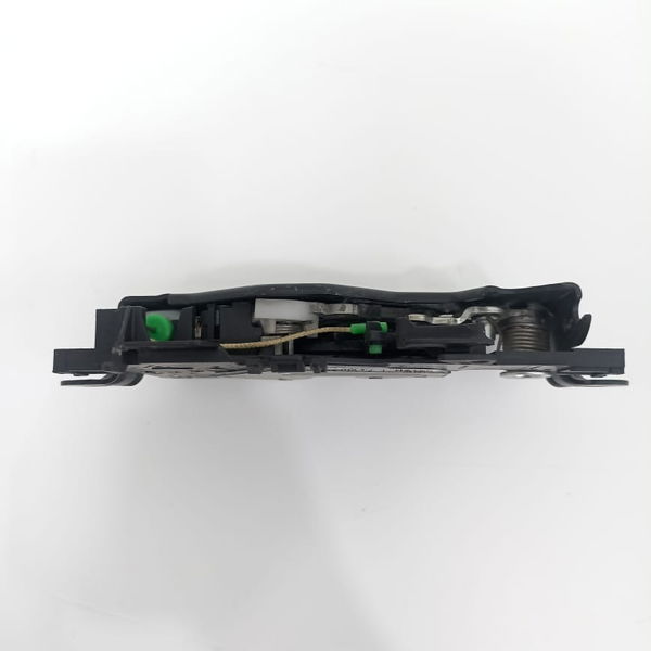 Fechadura Porta Malas Traseiro  Bmw 330i 2020