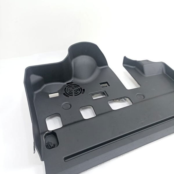 Acabamento Inferior Esquerdo Painel  Bmw 330i 2020