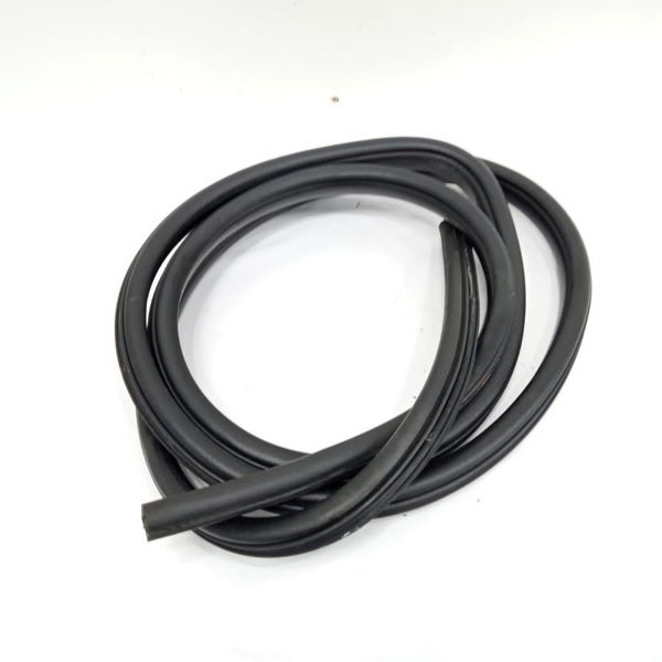 Borracha Porta Dianteira Esquerda Fiat Freemont 2.4 2013