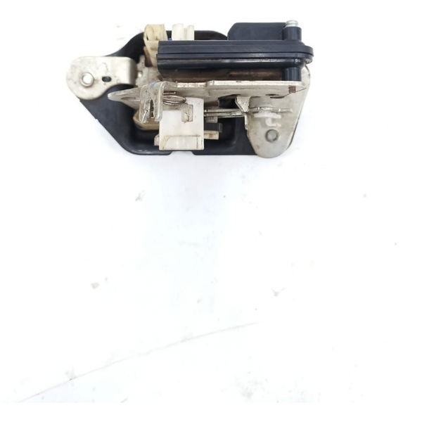 Fechadura Tampa Traseira Fiat Freemont 2.4 2011 2012
