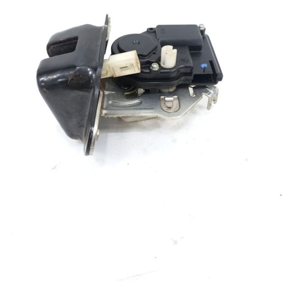 Fechadura Tampa Traseira Fiat Freemont 2.4 2011 2012