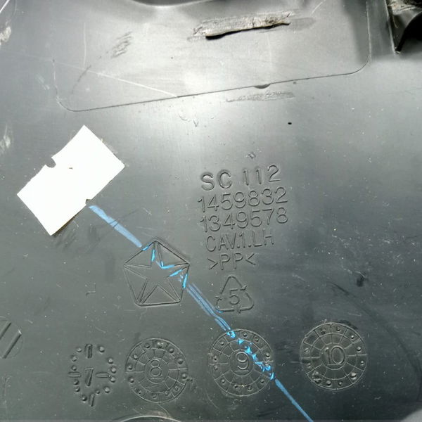 Acabamento Banco Tras Direito Fiat Freemont 2.4 2013 Detalhe
