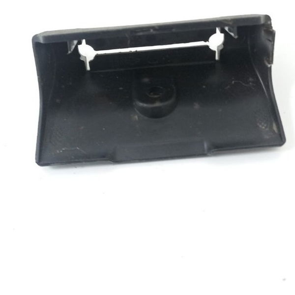 Acabamento Batente Banco Traseiro Esquer Dodge Journey 2012