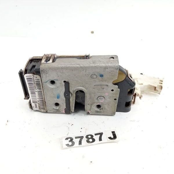Fechadura Porta Dianteira Direita Fiat Freemont 2.4 2013