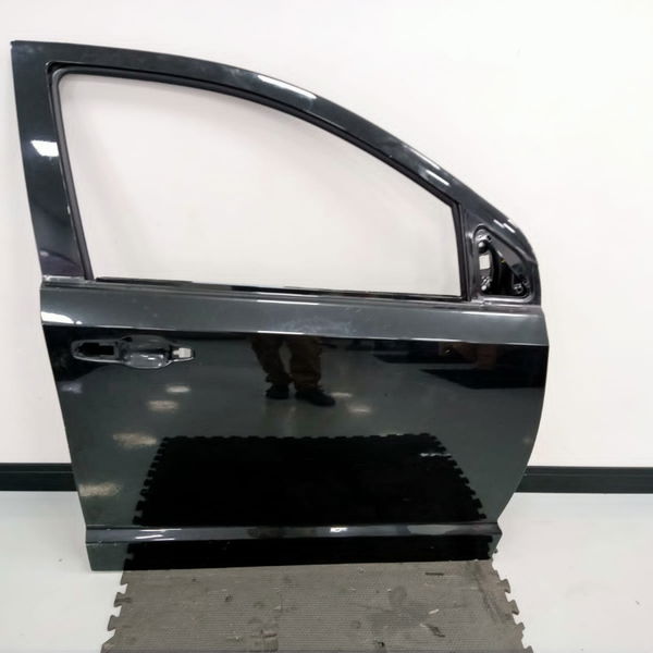 Lata Porta Dianteira Direita Fiat Freemont 2.4 2013