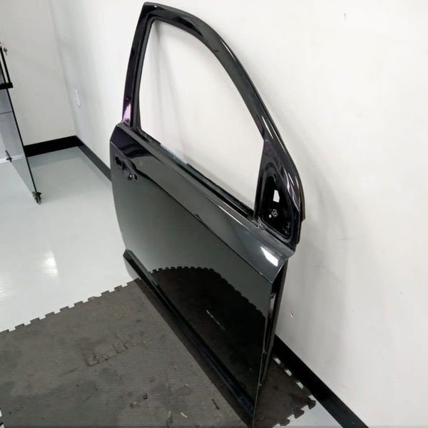 Lata Porta Dianteira Direita Fiat Freemont 2.4 2013