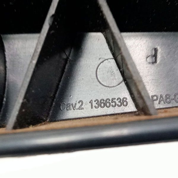 Alavanca Banco Traseiro Esquerdo Fiat Freemont 2.4 2013