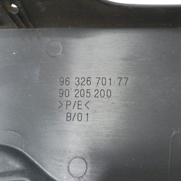 Acabamento Banco Traseiro Citroen Xsara Picasso 2011