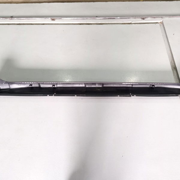 Spoiler Lateral Esquerdo Citroen Aircross 1.6 2018 Detalhe