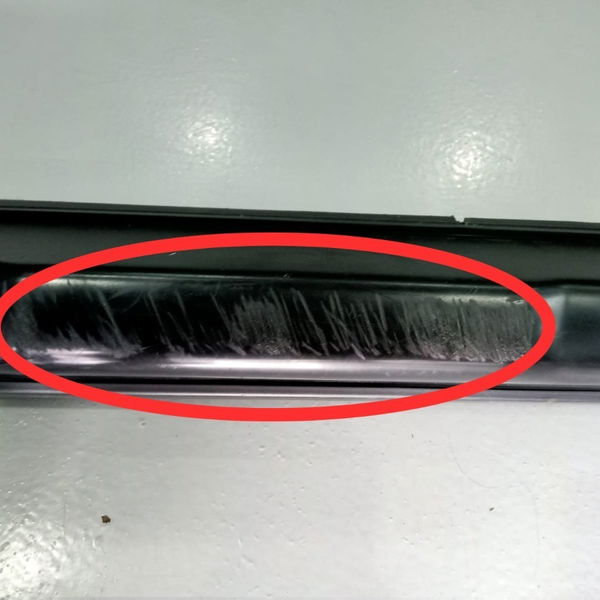 Spoiler Lateral Esquerdo Citroen Aircross 1.6 2018 Detalhe