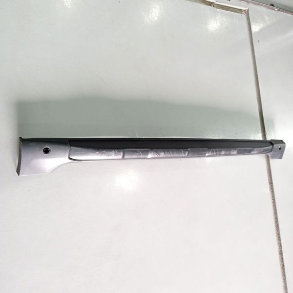 Spoiler Lateral Esquerdo Citroen Aircross 1.6 2018 Detalhe