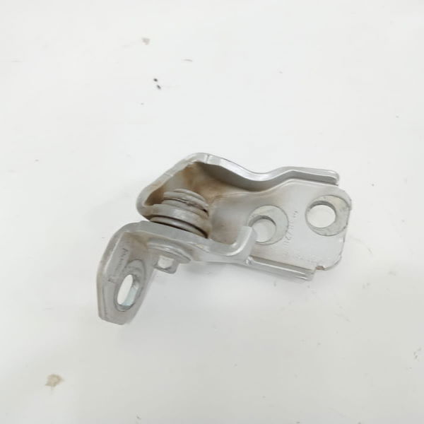 Dobradiça Inferior Porta Traseira Esquerda Ford Ka 1.0 2021