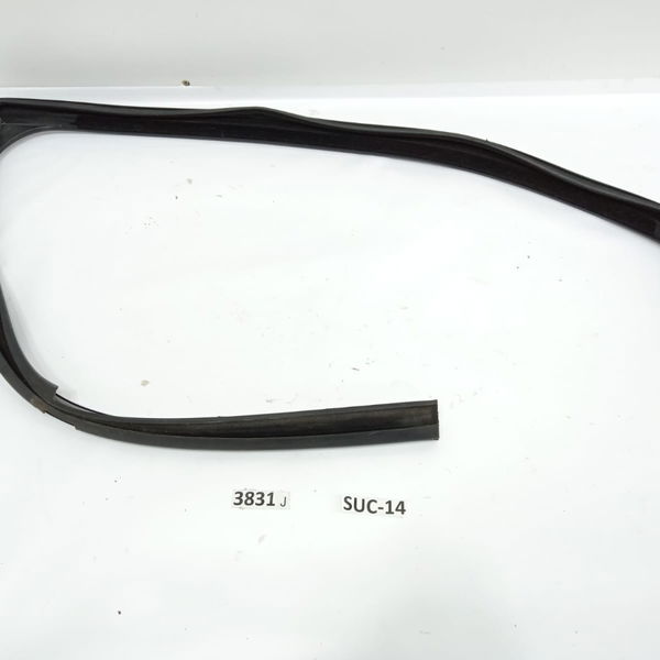 Borracha Vidro Porta Traseiro Esquerdo Ford Ka 1.0 3cc 2021
