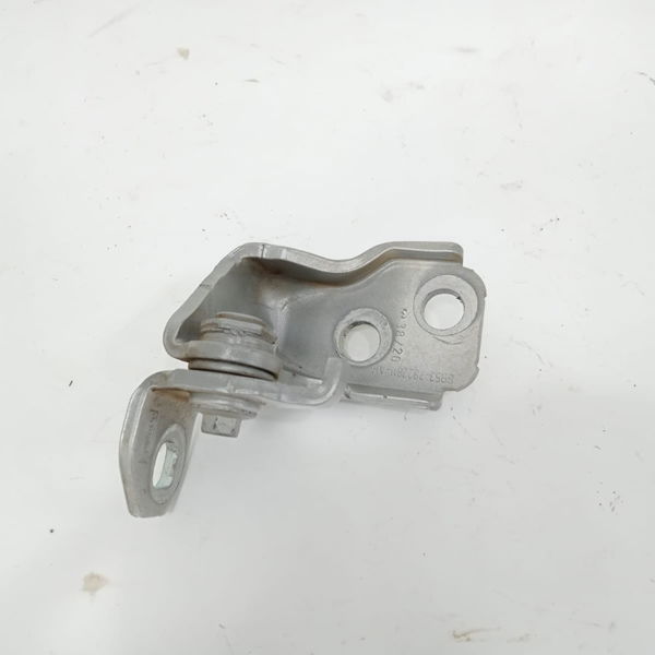 Dobradiça Inferior Porta Dianteira Esquerda Ford Ka 1.0 2021