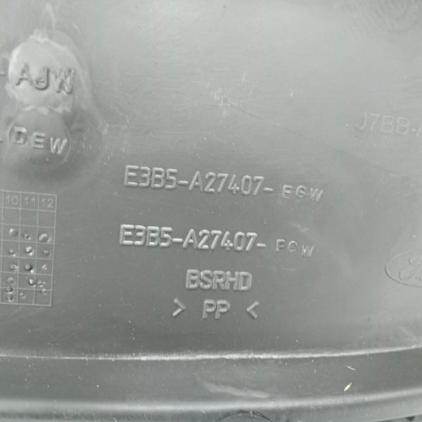 Forro Porta Traseira Esquerda Ford Ka Sedan 2021 Detalhe