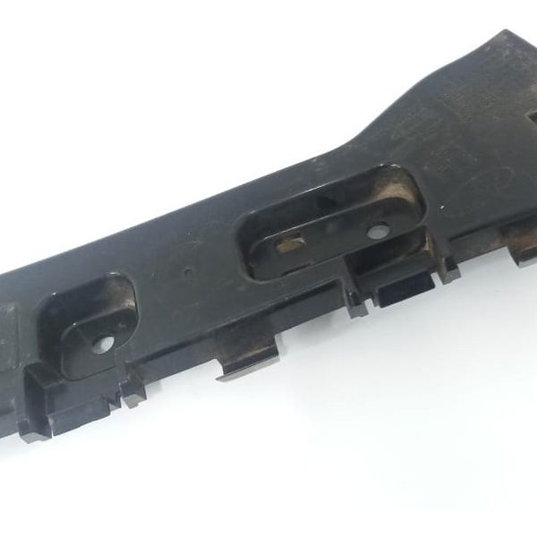 Guia Esquerdo Parachoque Traseiro Ford Ka 1.0 3cc Se 2021