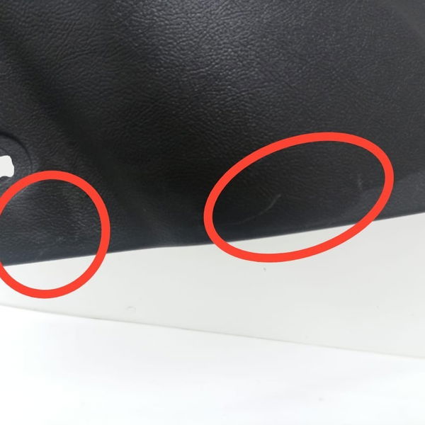 Acabamento Lateral Esquerdo Console Ford Ka 1.0 3cc Se 2021