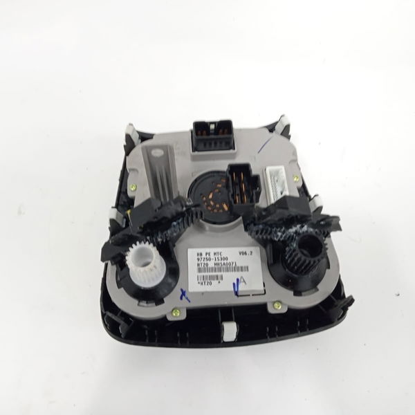 Comando Ar Condicionado Elétrico Hb20 Comfort 2018 Detalhe