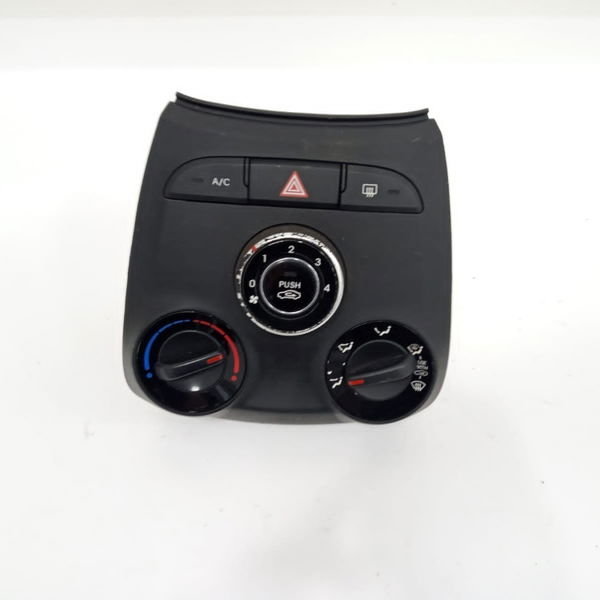 Comando Ar Condicionado Elétrico Hb20 Comfort 2018 Detalhe