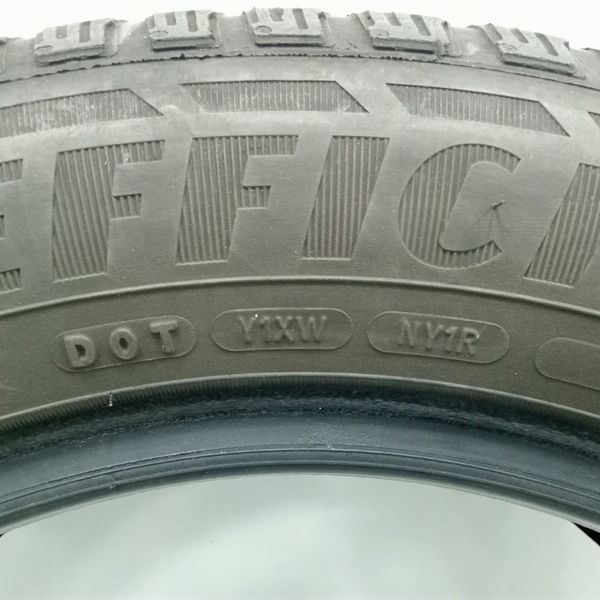 Pneu Goodyear Efficientgrip P 205/60r16 92 H N3 Detalhe