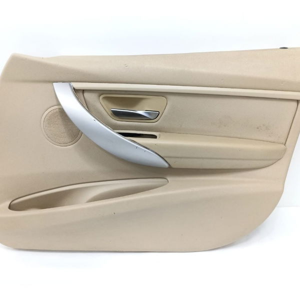 Forro Porta Dianteira Direita Bmw 316i/320i 2015 Detalhe