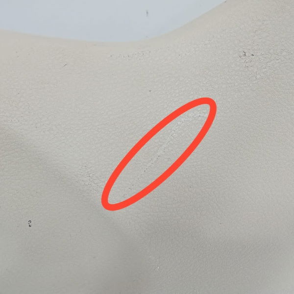 Acabamento Lateral Dianteiro Esquer Audi Q3 2015 Detalhe