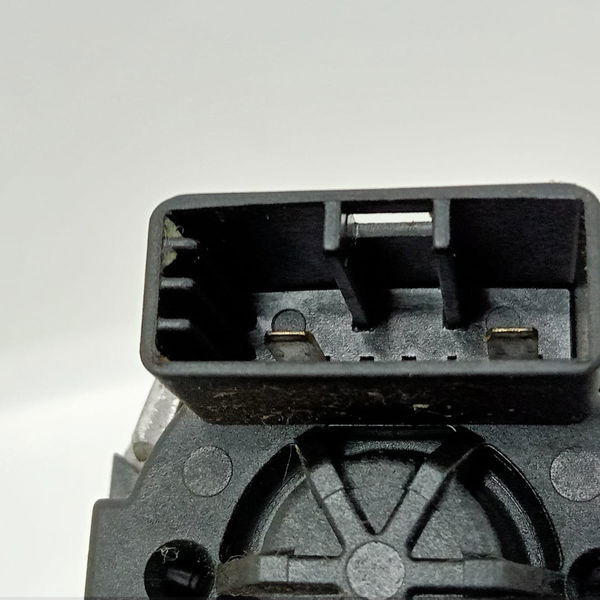 Motor Regulagem Altura Banco Dianteiro Esquerdo Audi Q3 2015
