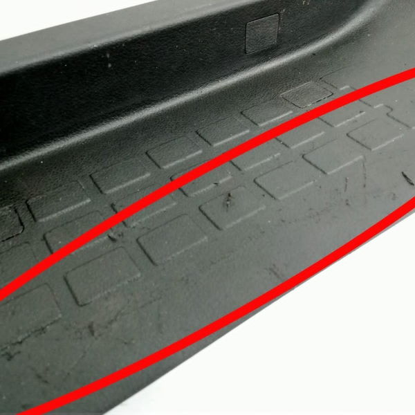 Soleira Porta Traseira Esquerd Jumpy 2020 9808681377 Detalhe
