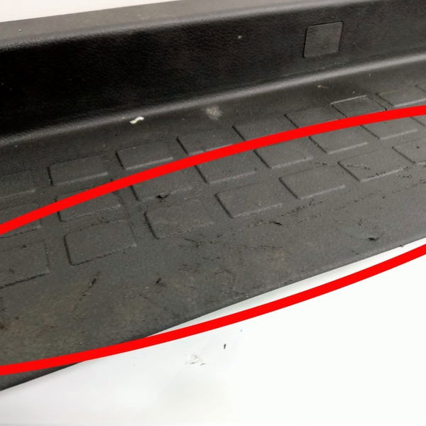 Soleira Porta Traseira Esquerd Jumpy 2020 9808681377 Detalhe