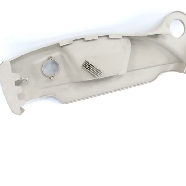 Moldura Lateral Banco Diantei Direito Audi Q3 2015 8r0881314