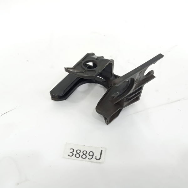 Suporte Sensor Abs Dianteiro Esquerdo Citroen Jumpy 2020