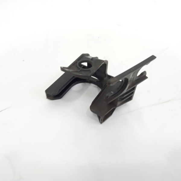Suporte Sensor Abs Dianteiro Esquerdo Citroen Jumpy 2020