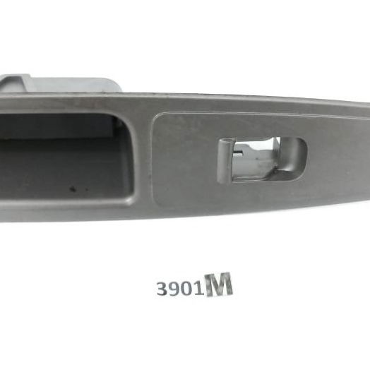 Moldura Botão Vidro Elétrico Traseiro Direito Gm Malibu 2011