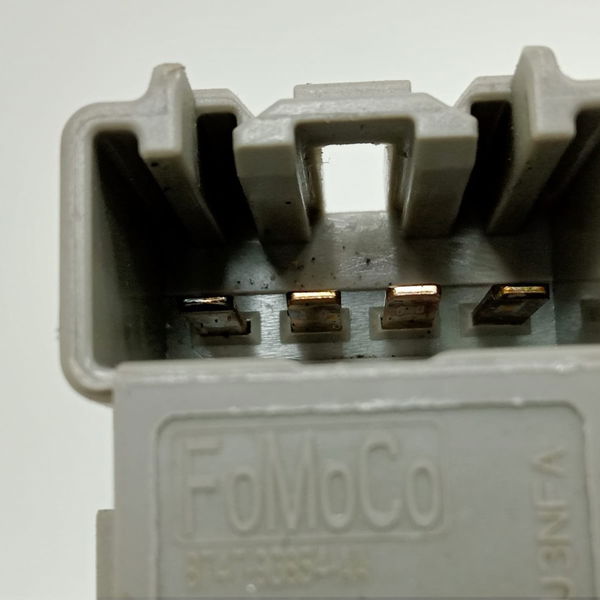 Sensor Interruptor Pedal Freio Ford 2020 2021 8t4t9g854aa