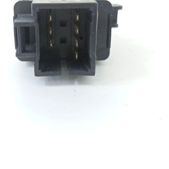 Botão Vidro Porta Dianteira Direita Gm Malibu 2.4 2011