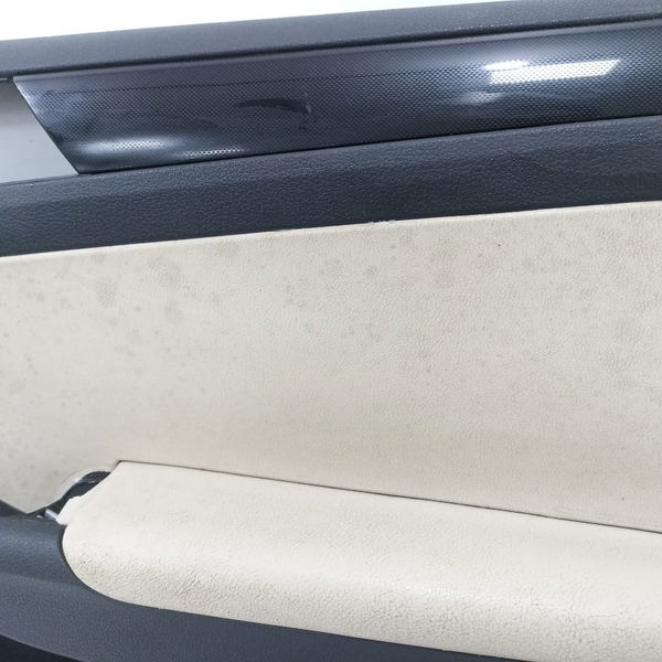 Forro Porta Dianteira Direita Vw Jetta 2017