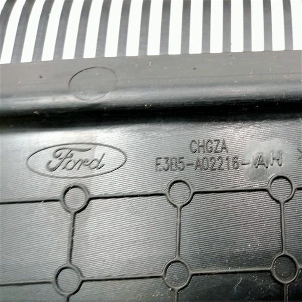Churrasqueira Direita Ford Ka 2020 2021 Detalhe