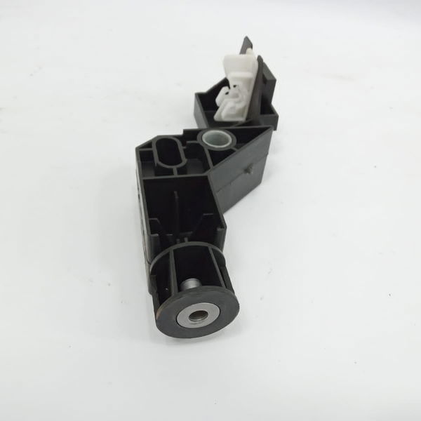 Suporte Esquerdo Painel Frontal Ford Ka 2021 E3b516e146pia3