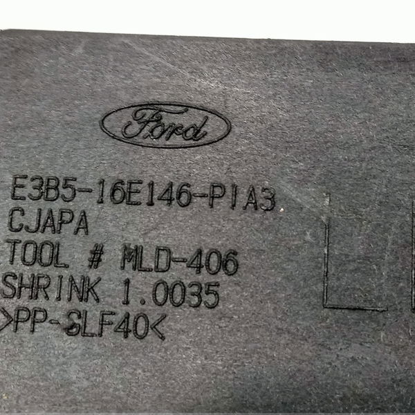 Suporte Esquerdo Painel Frontal Ford Ka 2021 E3b516e146pia3