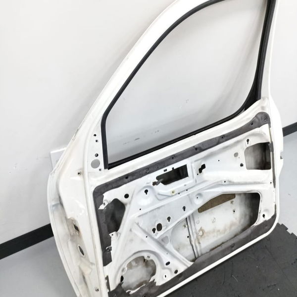 Porta Dianteira Direita Peugeot Partner 2003