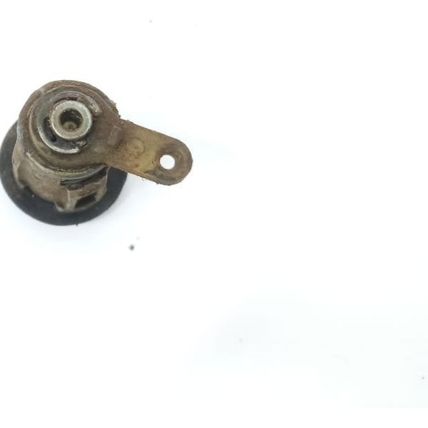 Miolo Chave Tampa Traseira Direita Peugeot Partner 2003