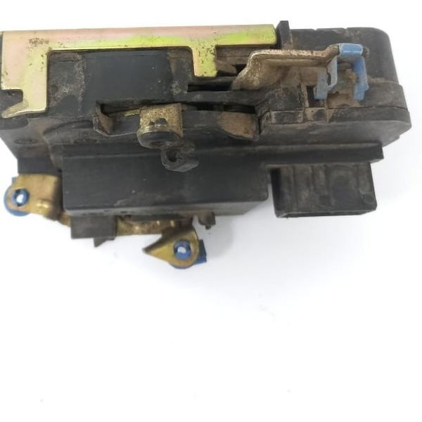 Fechadura Porta Dianteira Direita Peugeot Partner 2003