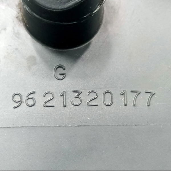 Acabamento Banco Esquerdo Peugeot Partner 2003 9621320177