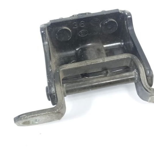 Dobradiça Inferior Porta Traseira Esquer Nissan Sentra 2014