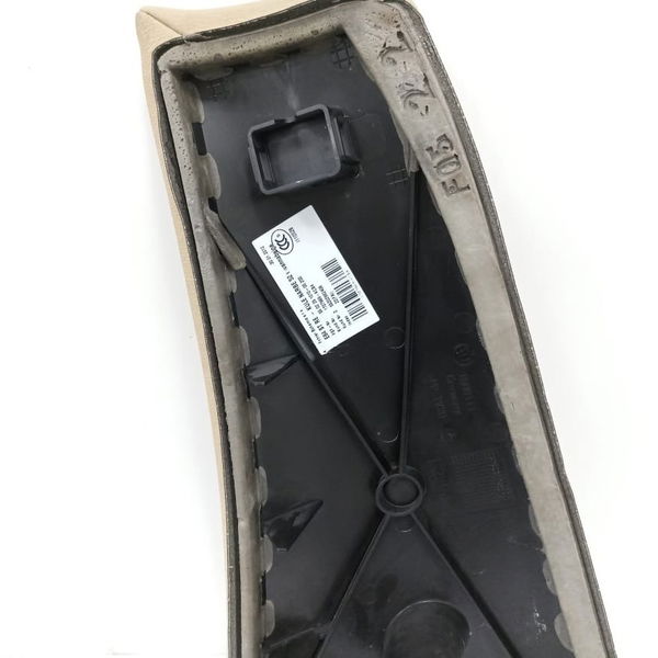 Acabamento Inferior Coluna Central Direita Bmw X1 2012